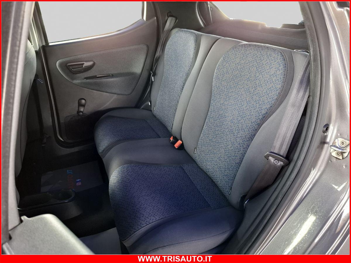 LANCIA Ypsilon 1.0 Hybrid Silver NEOPATENTATI