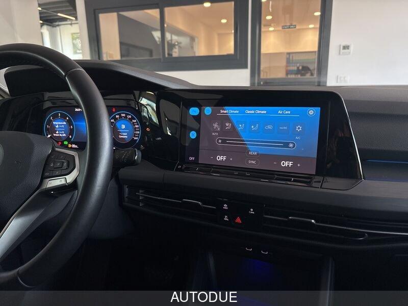 Volkswagen Golf 8 2.0 TDI STYLE 115CV DSG