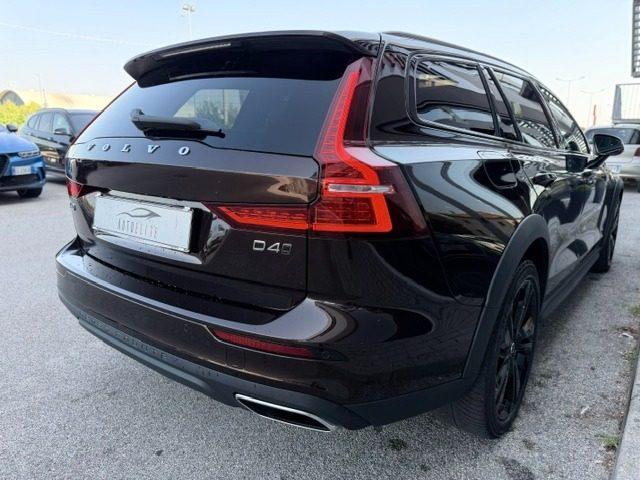 VOLVO V60 Cross Country D4 AWD 190CV Geartronic *TETTO APRIBILE