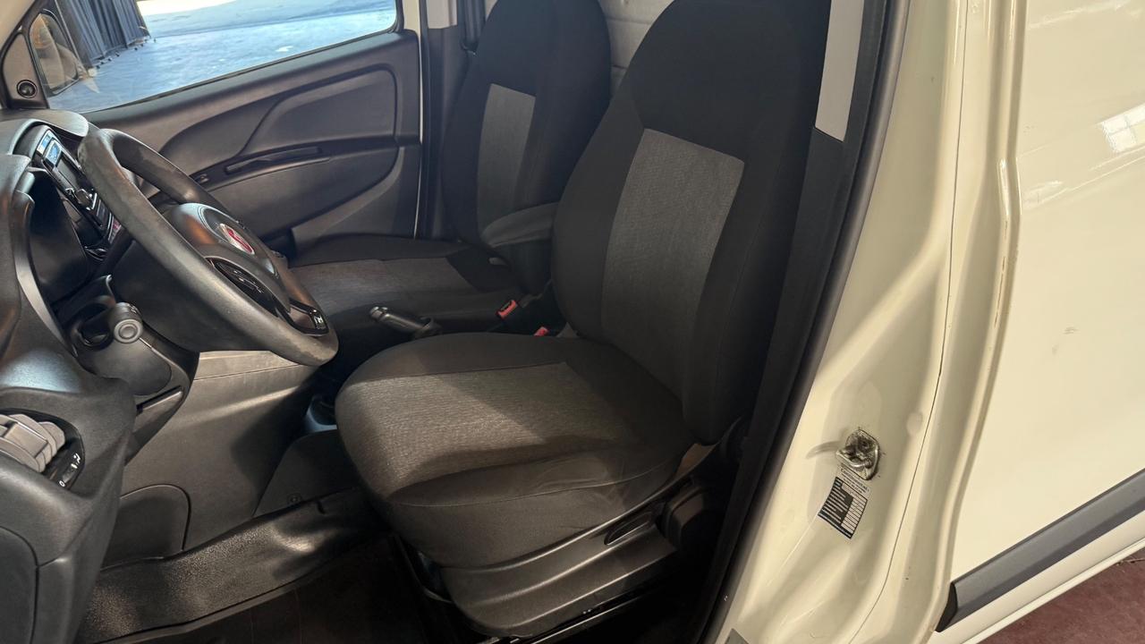 Fiat Doblo Doblò 1.4 T-Jet Natural Power PL-TN Cargo Maxi Lamierato SX