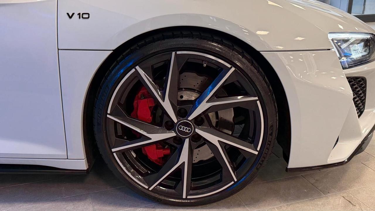 Audi R8 SPYDER 5.2TFSI V10 RWD S-TRONIC 2020