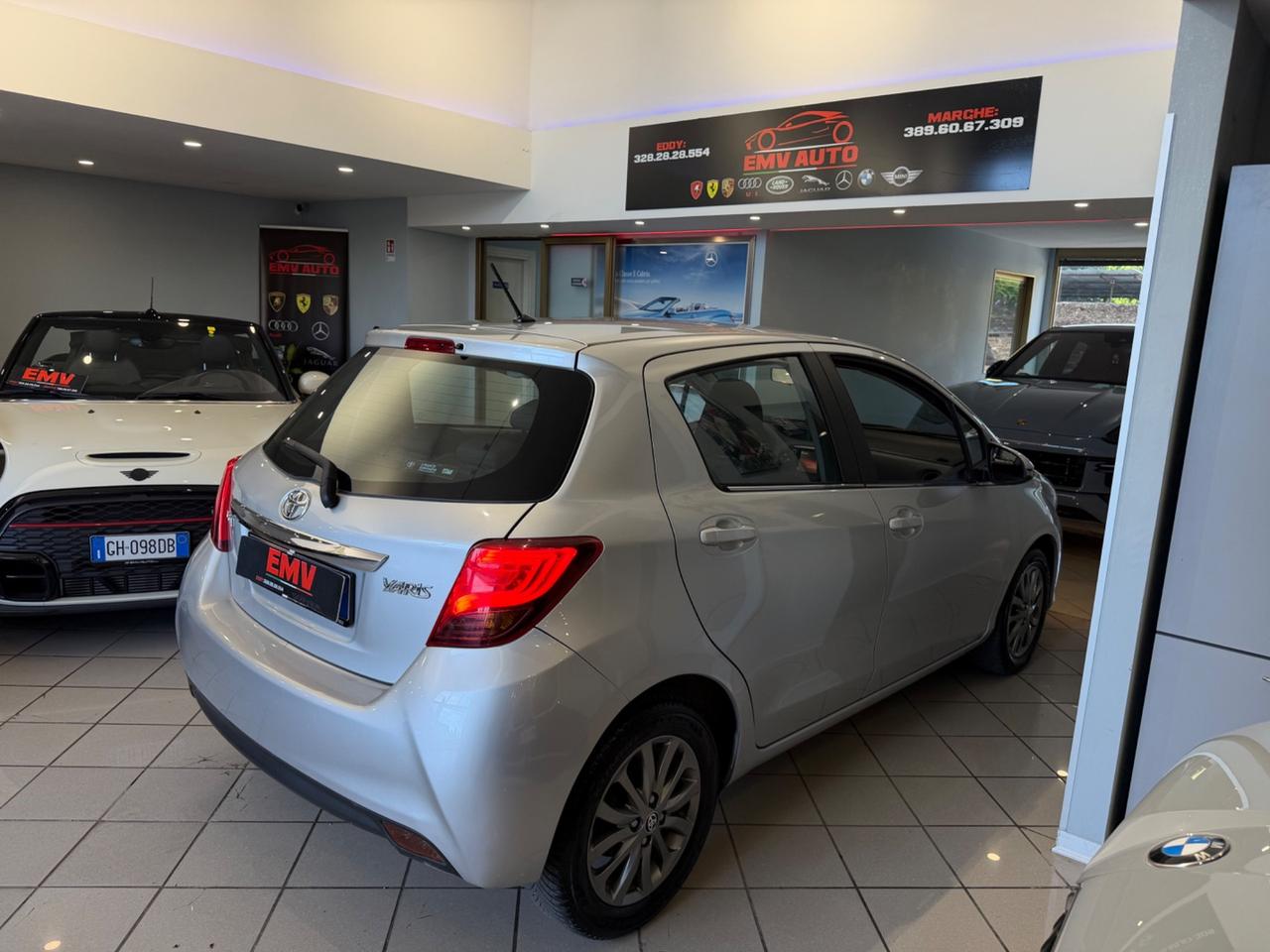 TOYOTA Yaris 3a serie (2011) Yaris 1.4 D-4D 5P Lounge (66 kw