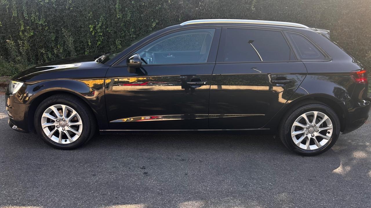 Audi A3 SPB 1.6 TDI clean diesel Ambition