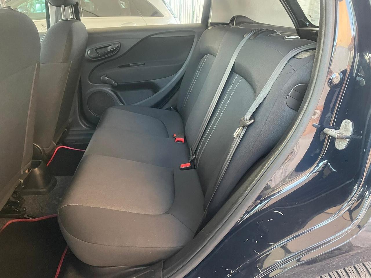 Fiat Punto 1.4 8V 5 porte Natural Power Lounge