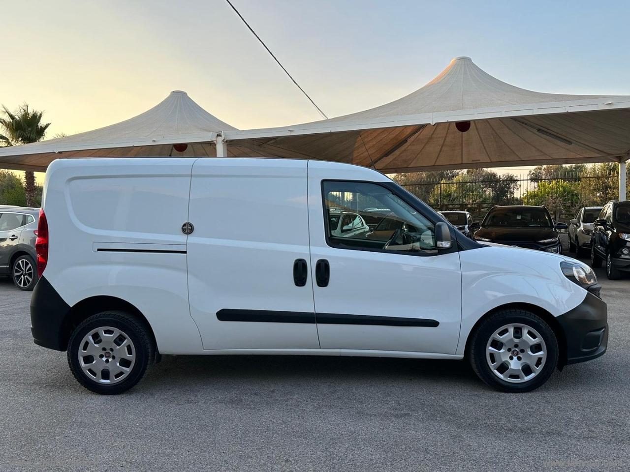 Doblò 1.6MJT 120 CARGO MAXI 3 POSTI