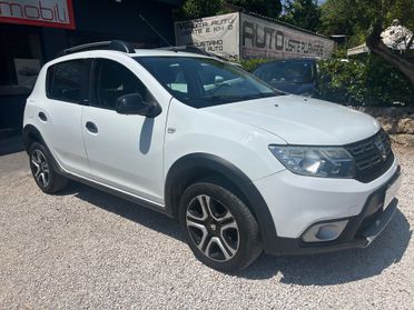 Dacia Sandero 1.5dCi NAVI Serie Speciale Wow