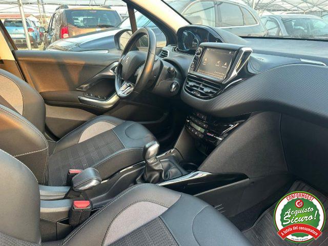 PEUGEOT 2008 1° serie PureTech Turbo 110 S&S Black Matt