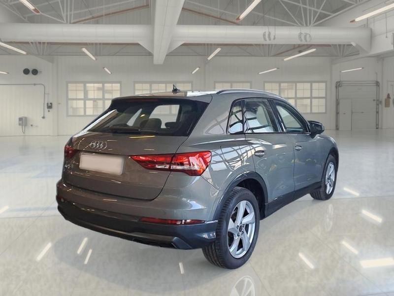 AUDI Q3 35 TDI S TRONIC BUSINESS ADVANCED SUV