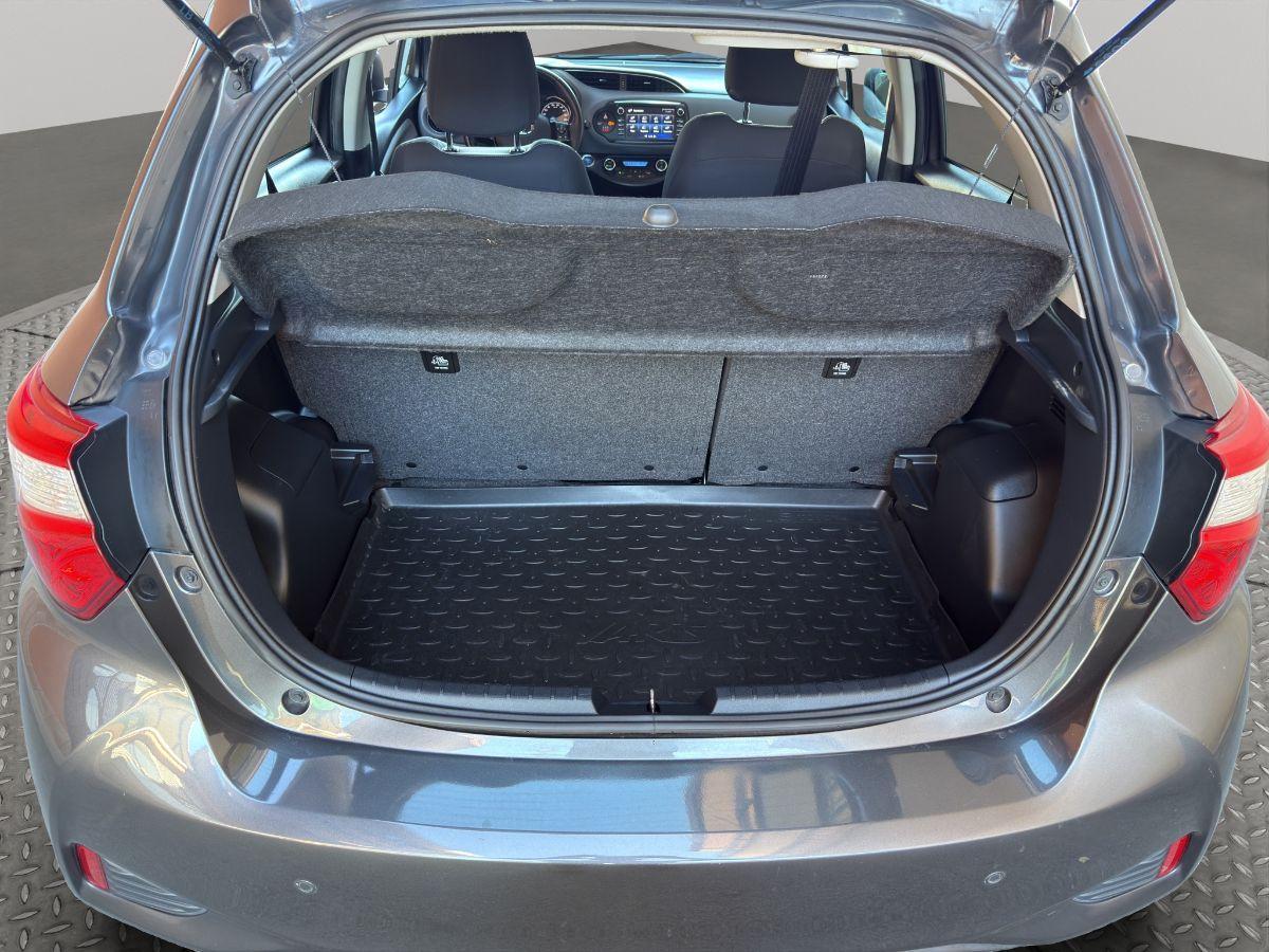 TOYOTA - Yaris - 1.5 Hybrid 73CV 5p.Trend "Platinum Ed."