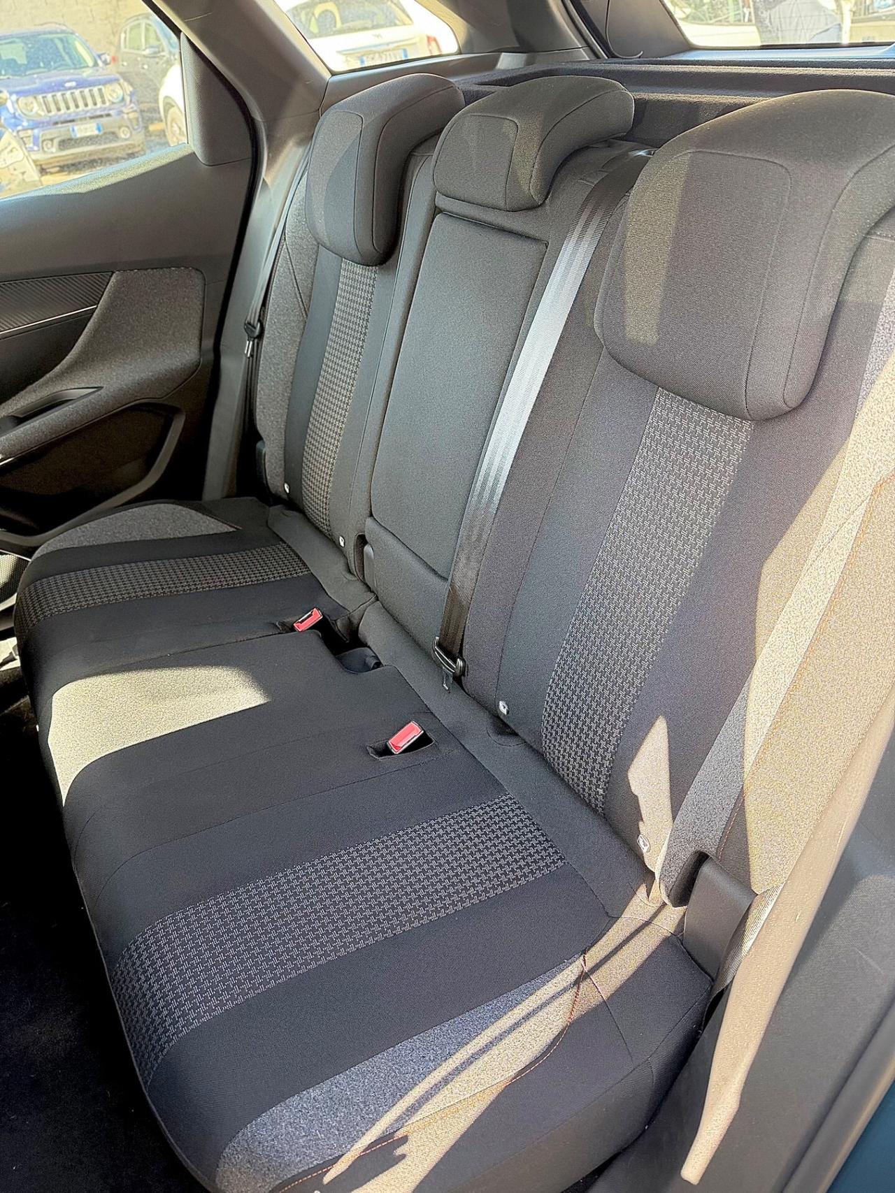 Peugeot 3008 1.5 Diesel Automatica 130 Cv