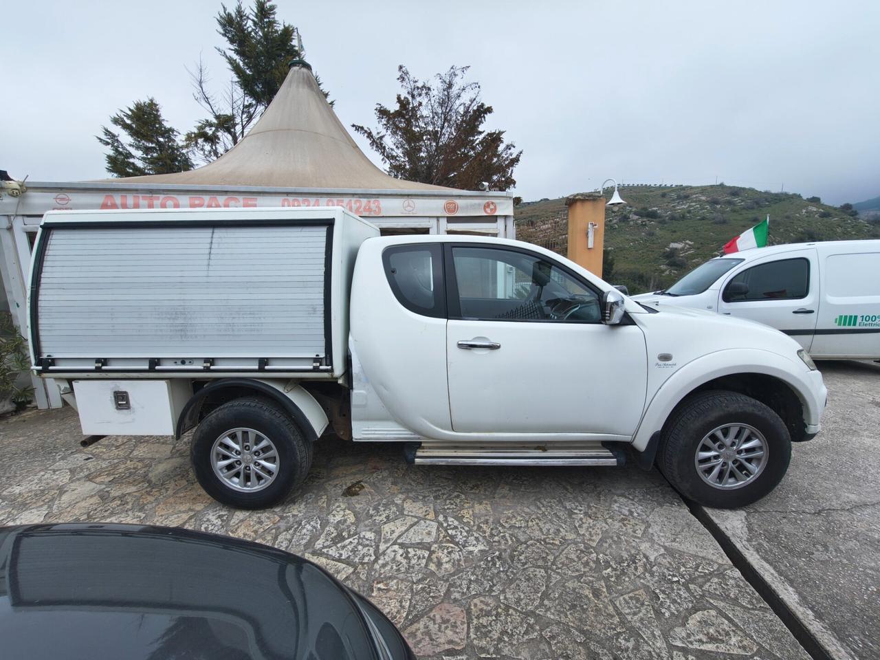 Mitsubishi L200 2.5 DI-D/178CV DC Intense DPF