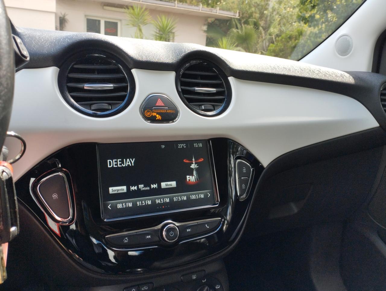 Opel Adam Rocks 1.2 70 CV