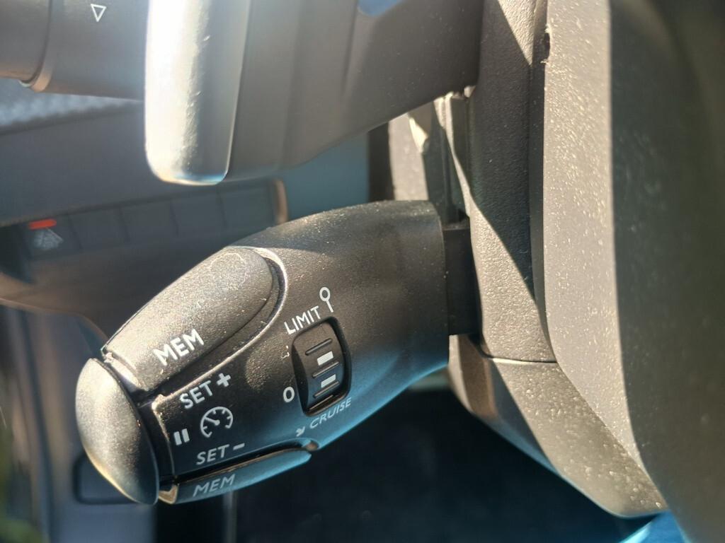 Peugeot 208 1.2 100cv EAT8 5 porte GT