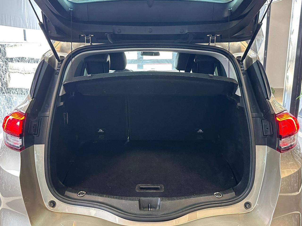 Renault Scenic Scénic dCi 8V 110 CV EDC Energy Bose