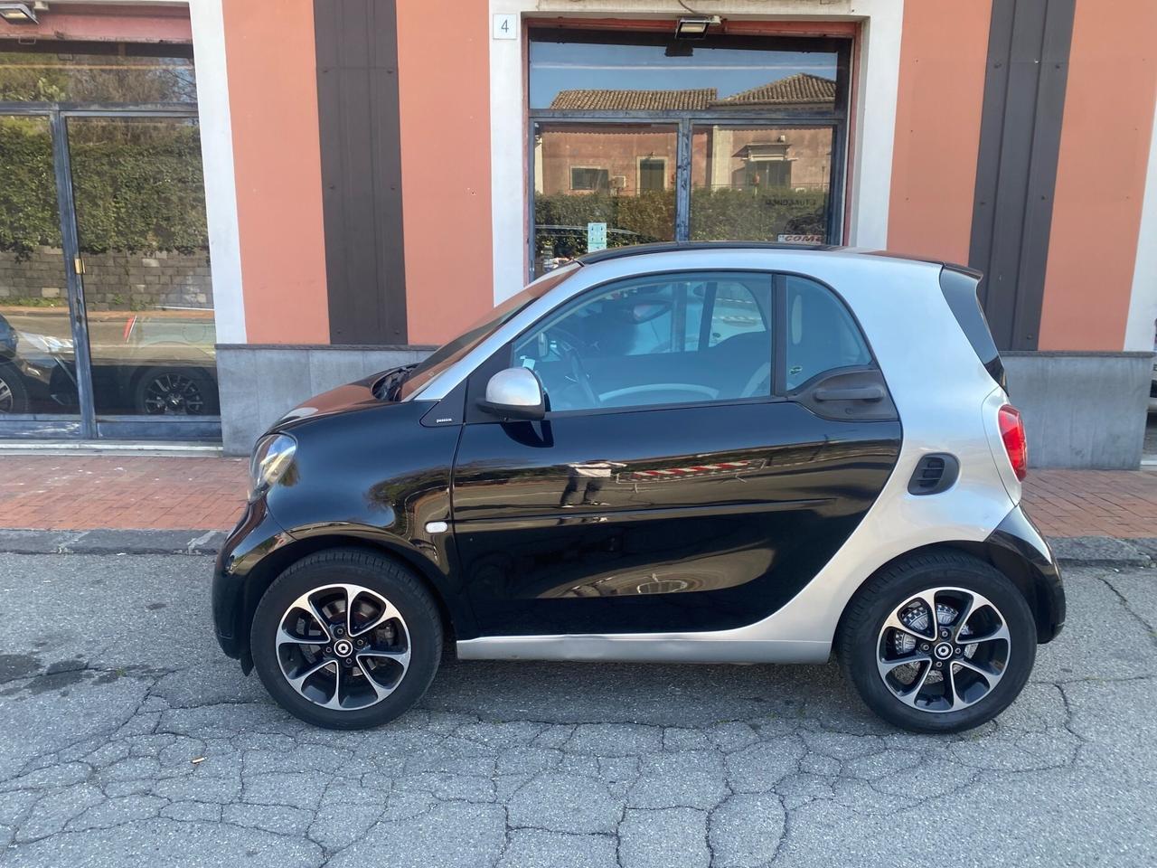 Smart ForTwo 70 1.0 twinamic Passion 2015