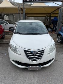 Lancia Ypsilon 0.9 TwinAir 85 CV 5 porte S&S Gold