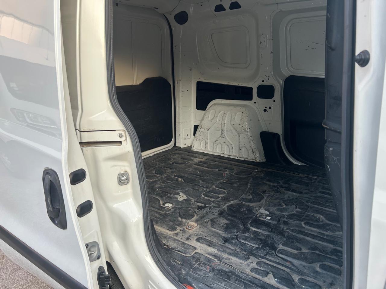 Fiat Doblo 1.4 T-Jet 16V Natural Power
