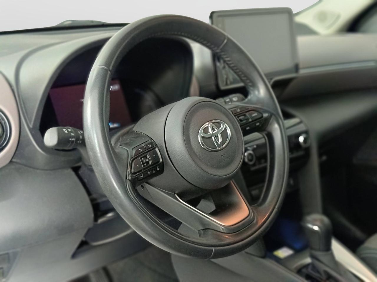 TOYOTA Yaris Cross - MY '22