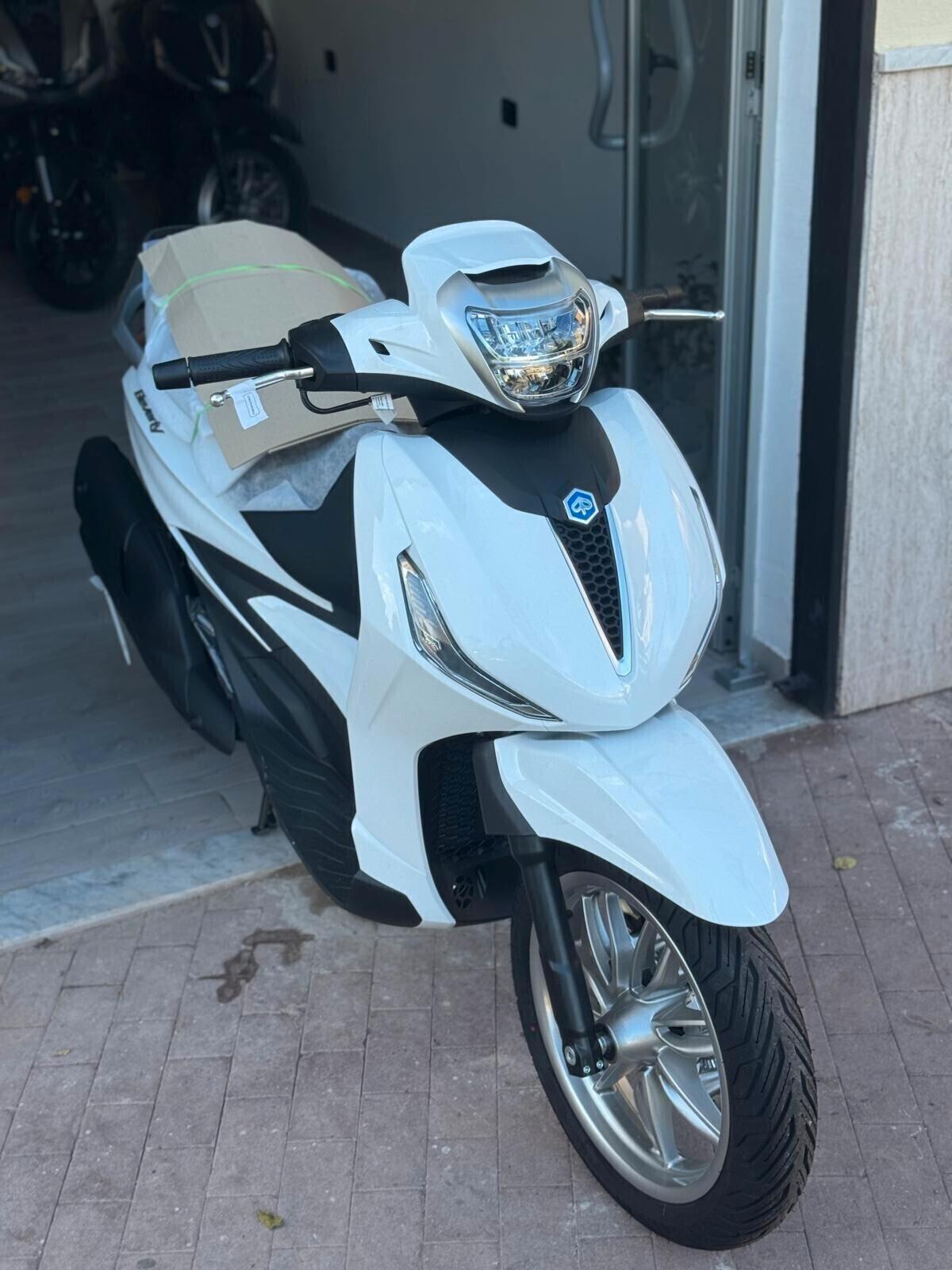 Piaggio Beverly 400