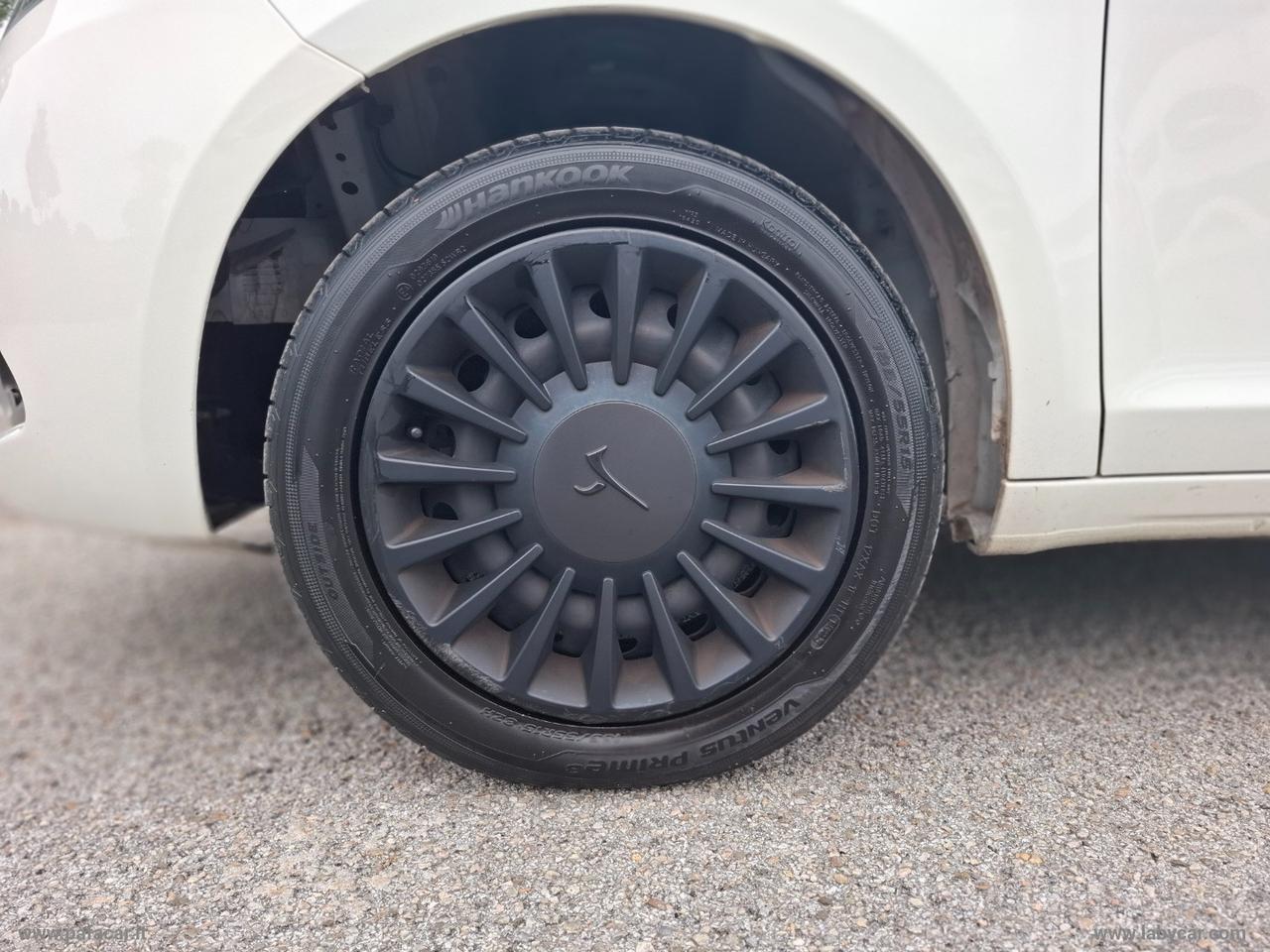LANCIA Ypsilon 1.0 FireFly 5p.S&S Hybrid Silver