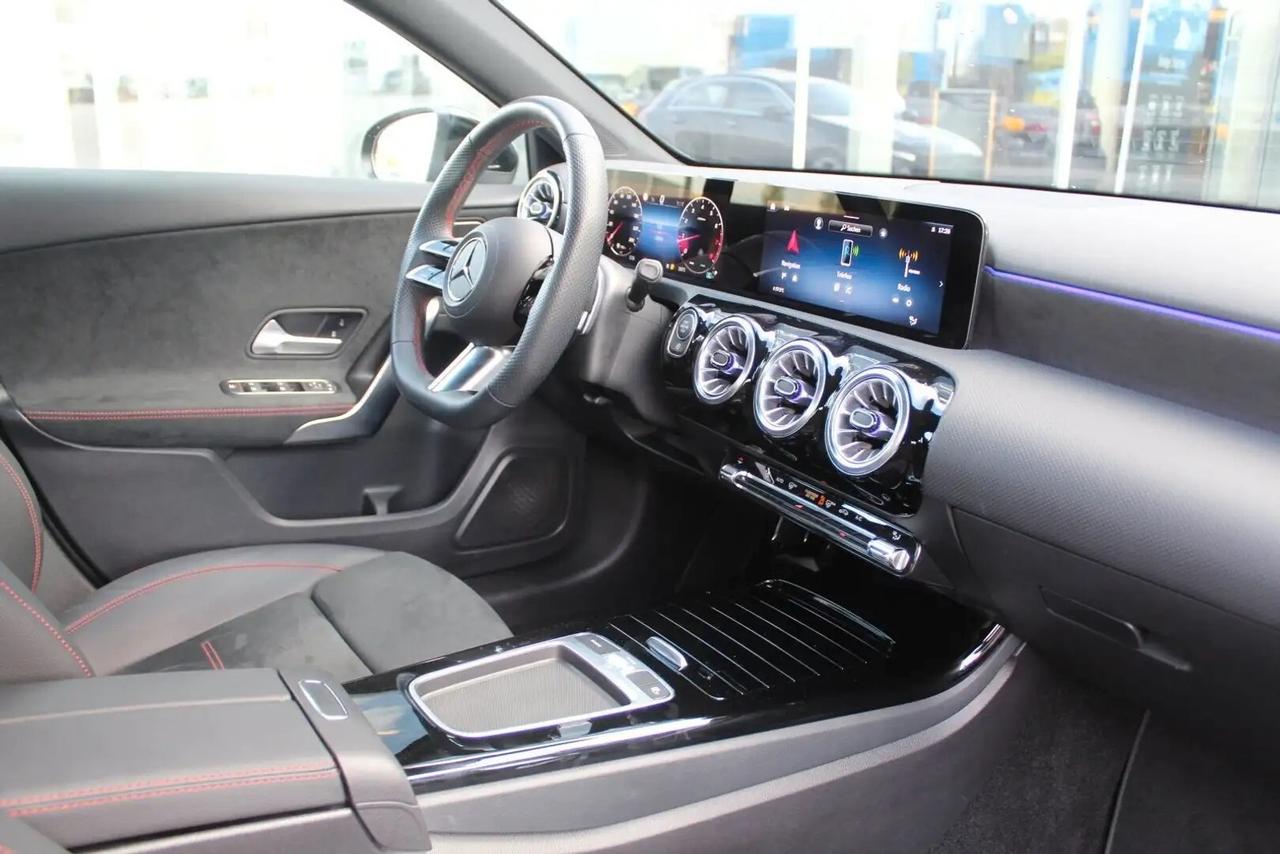 Mercedes-benz A 200 A 200 d Automatic AMG Line Premium Plus