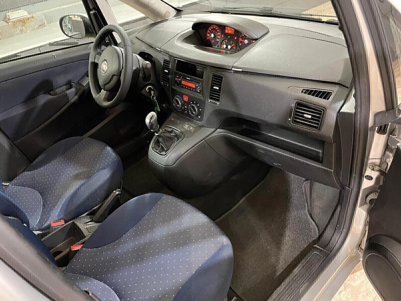 Fiat Idea 1.4 16V S&S Emotion