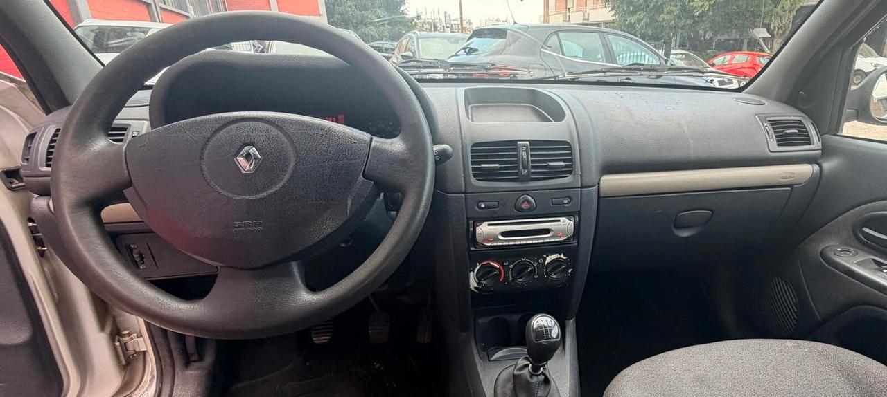 Renault Clio 1.2 16V cat 5 porte Confort Dynamique