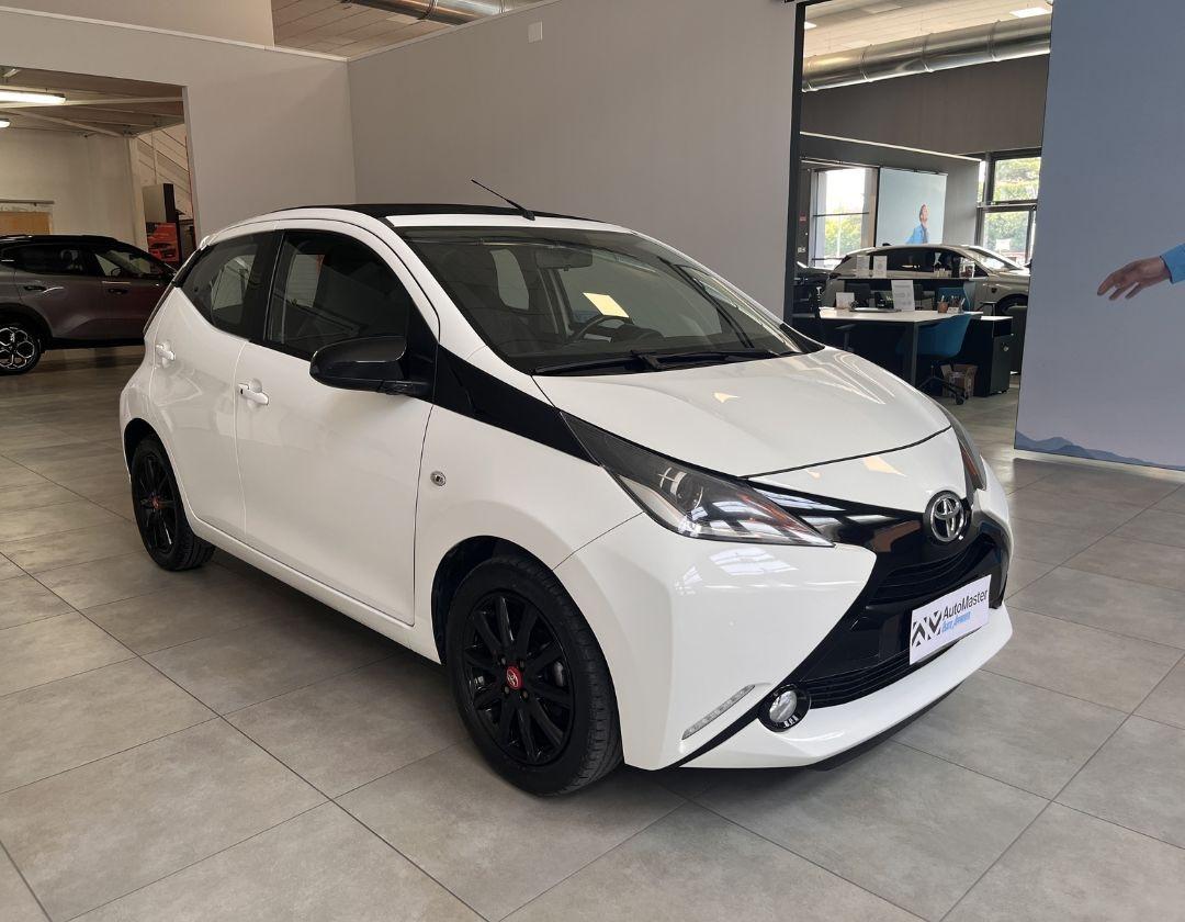 TOYOTA Aygo 2ª serie - Aygo 1.0 VVT-i 69 CV 5 porte x-cool