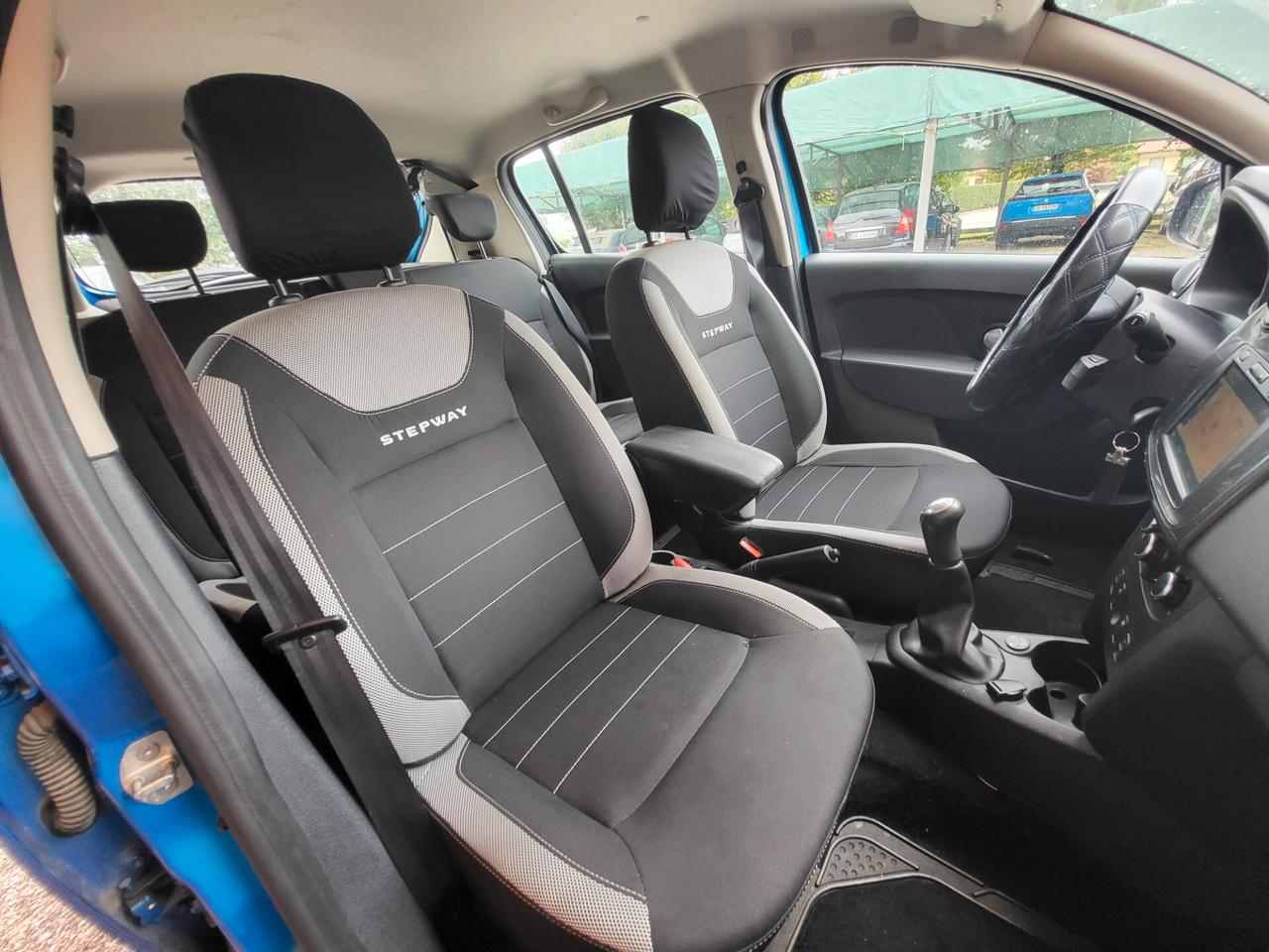 Dacia Sandero Stepway 1.0 TCe 100 CV ECO-G Comfort