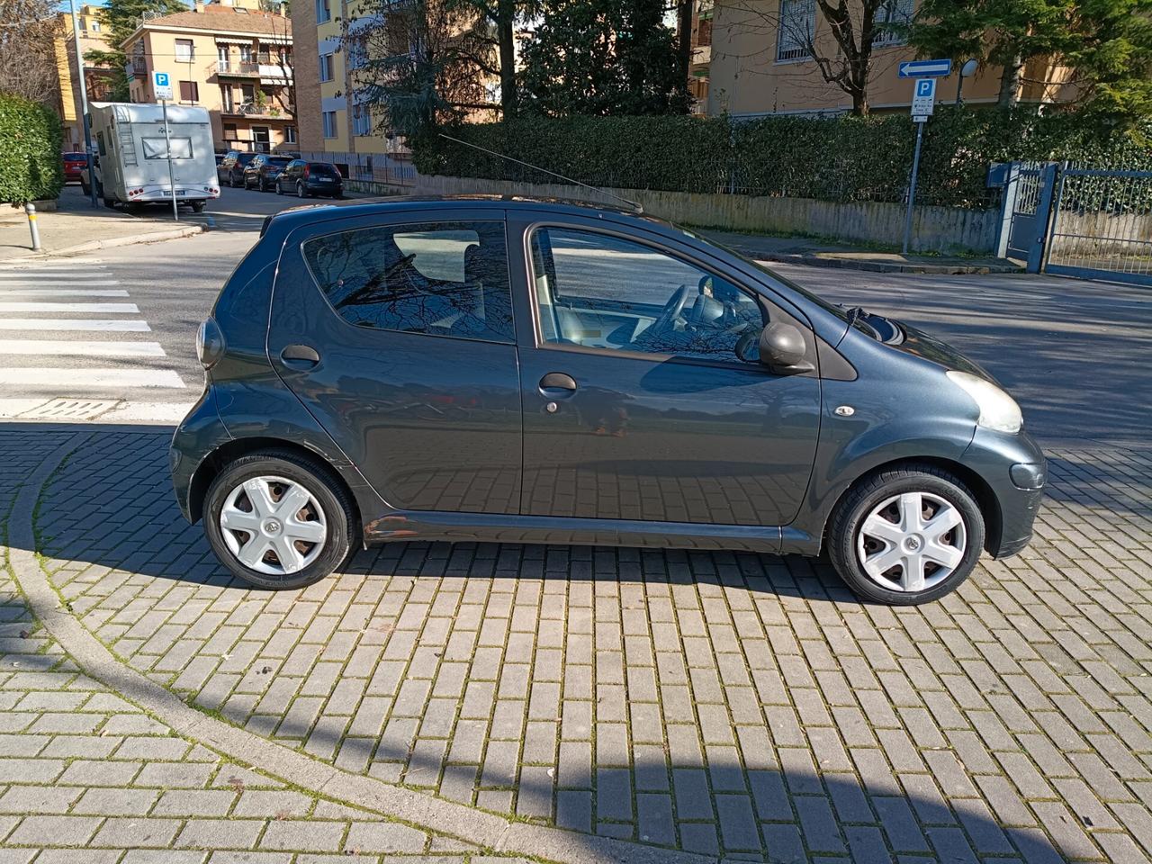 Toyota Aygo 1.0 12V VVT-i 5 porte Active