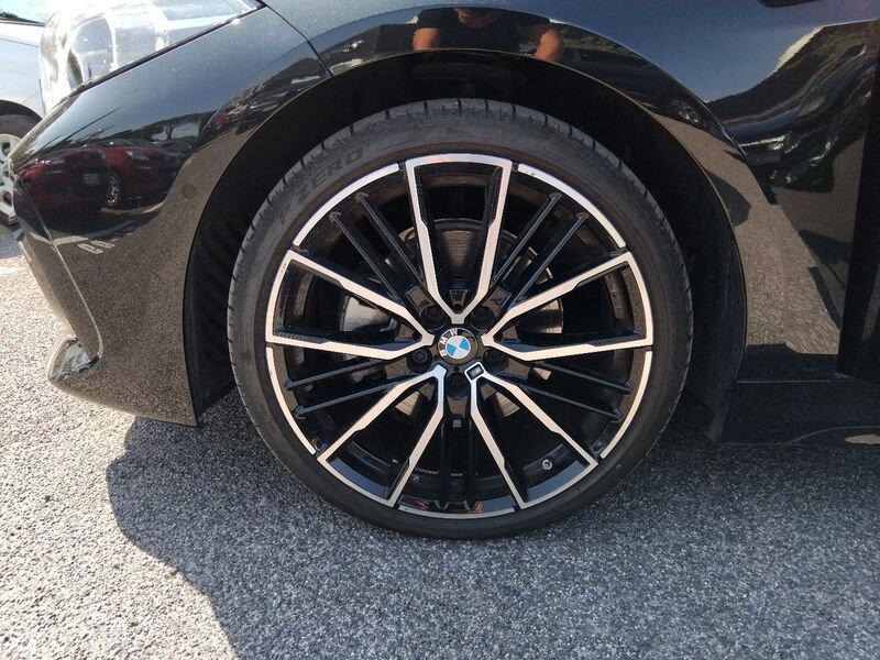 BMW Serie 1 F40 118d Msport