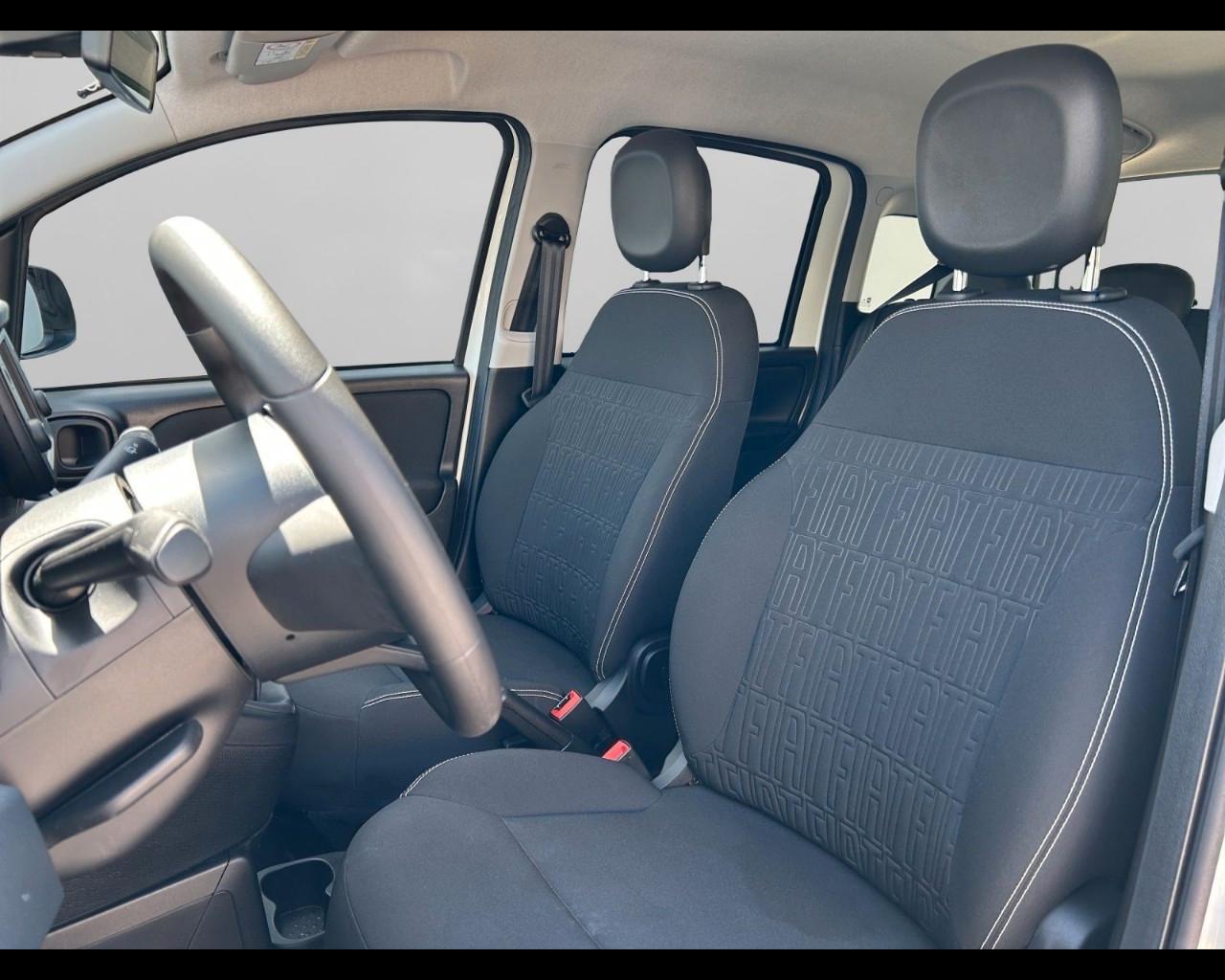 FIAT Panda III 2021 Cross - Panda 1.0 firefly hybrid Cross s&s 70cv 5p.ti