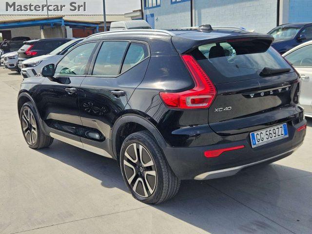 VOLVO XC40 XC40 1.5 t3 Momentum Pro 163cv auto - GG569ZZ