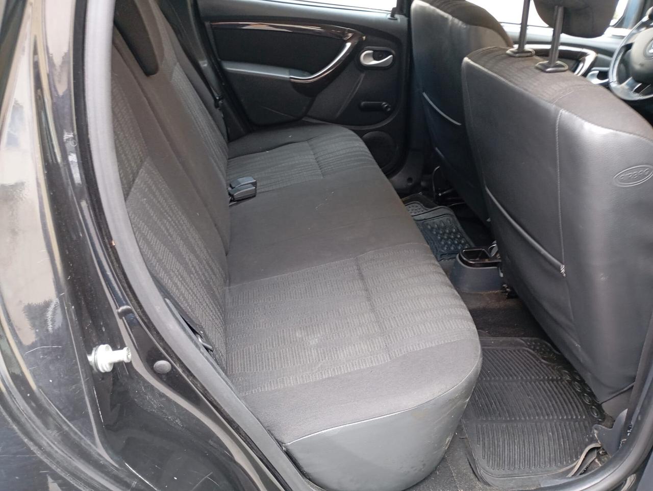 Dacia Duster 1.5 dCi 110CV 4x4 Lauréate-2011