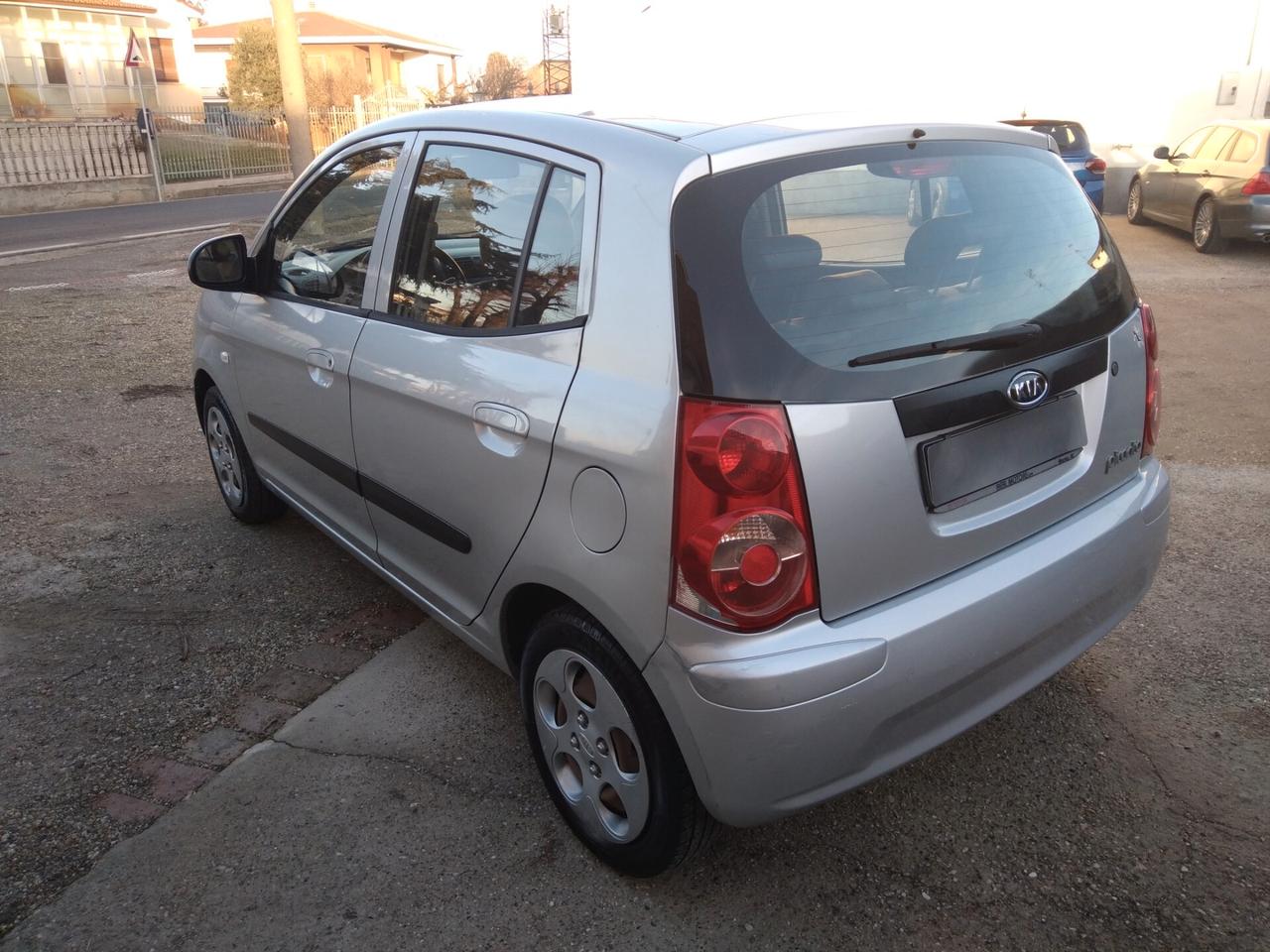 Kia Picanto 1.0 12V 60cv Life Bi-Fuel x neopatentati