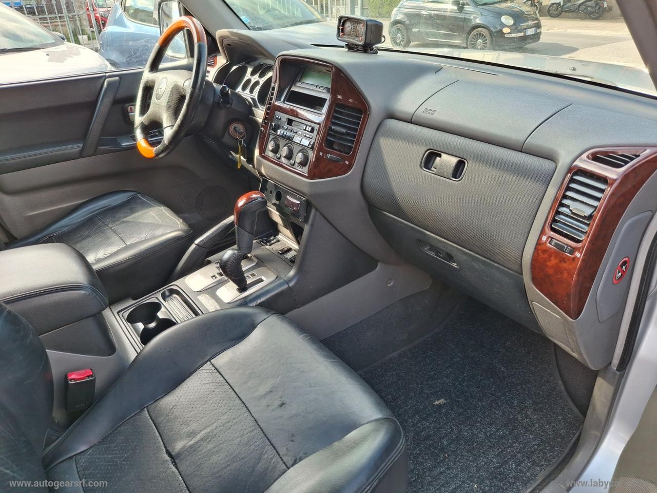 MITSUBISHI Pajero 3.2 16V DI-D 5p. GLS2 - 7 POSTI