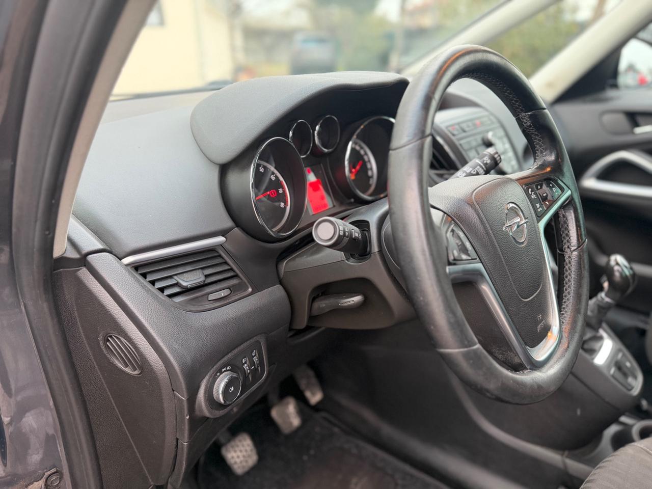 Opel Zafira Tourer 1.4 Turbo 140CV GPL Cosmo 7 POSTI