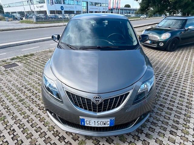 Lancia Ypsilon 1.0 FireFly 5 porte S&S Hybrid Ecochic Silver PREZZO PROMO