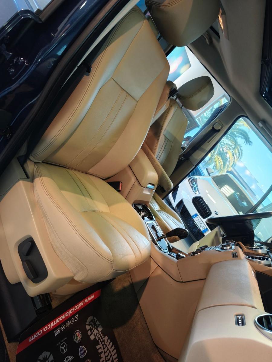 LAND ROVER Discovery 4 3.0 SDV6 HSE 7 Posti Pelle tetto