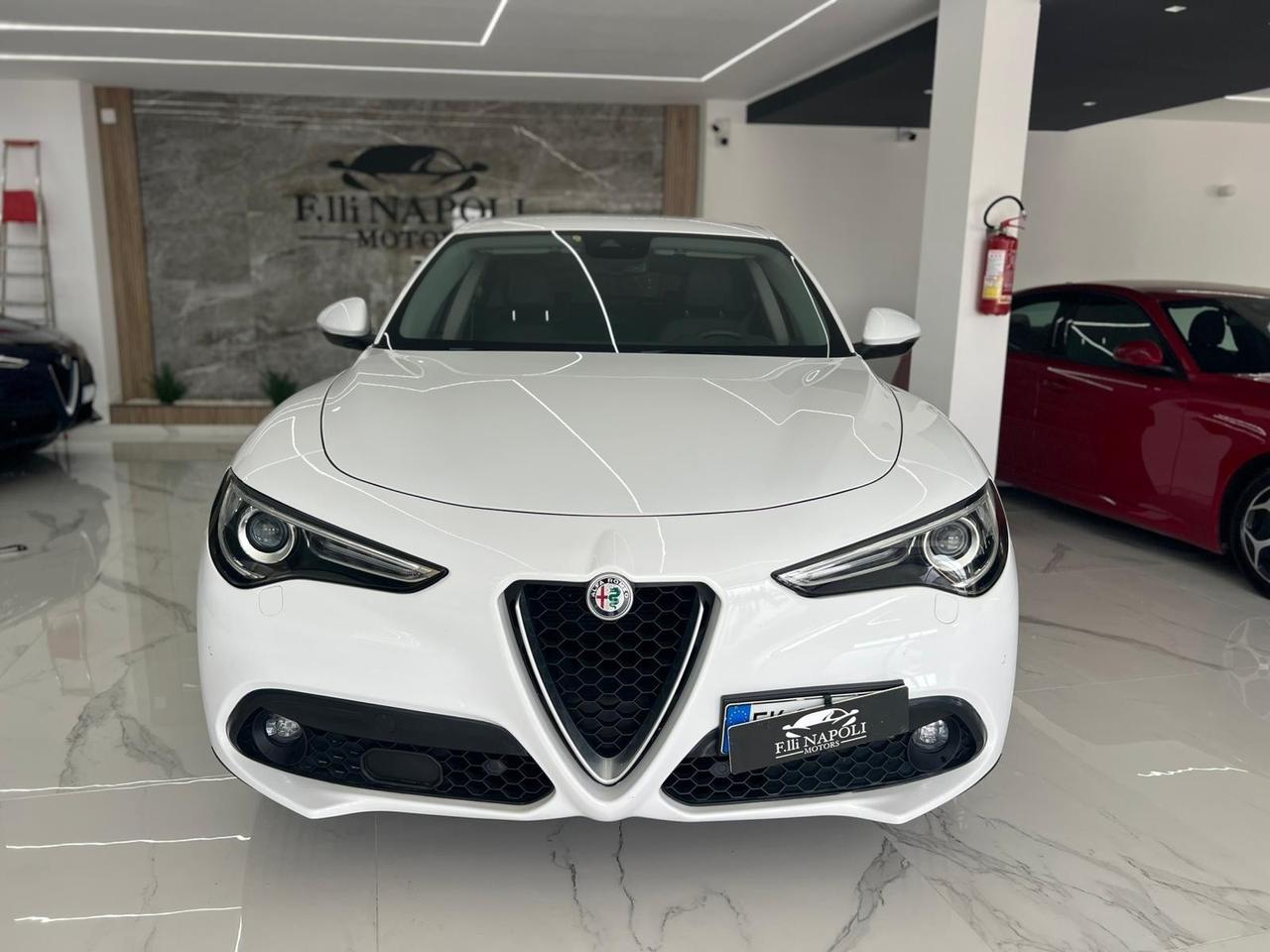 Alfa Romeo Stelvio 2.2 Turbodiesel 180 CV AT8 RWD Super