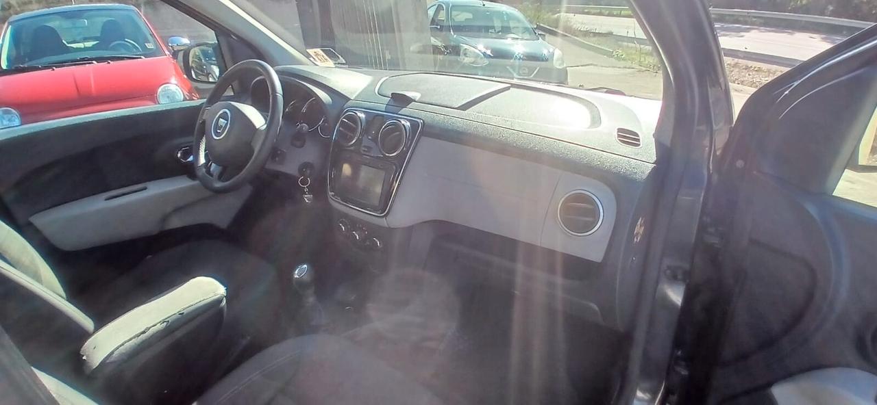 Dacia Lodgy 1.5 dCi 110CV 7 posti Lauréate - 2013