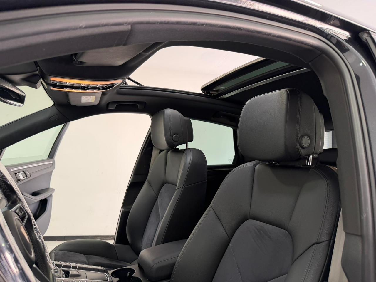 Porsche Macan 2.0-TETTO-BOSE-LED-GARANTITA-2021