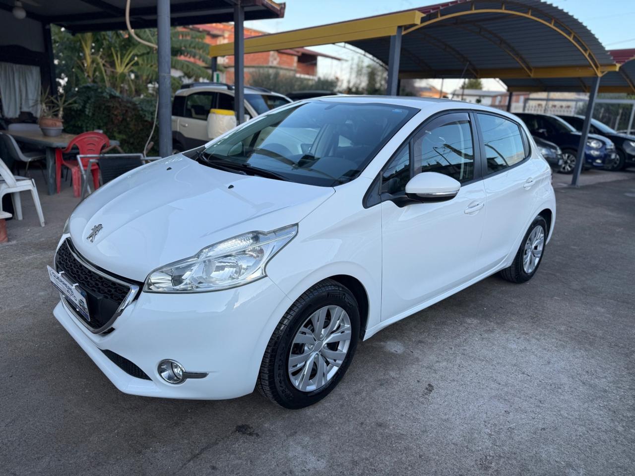 Peugeot 208 1.2 Benzina 82 cv 5 porte Km Certificati