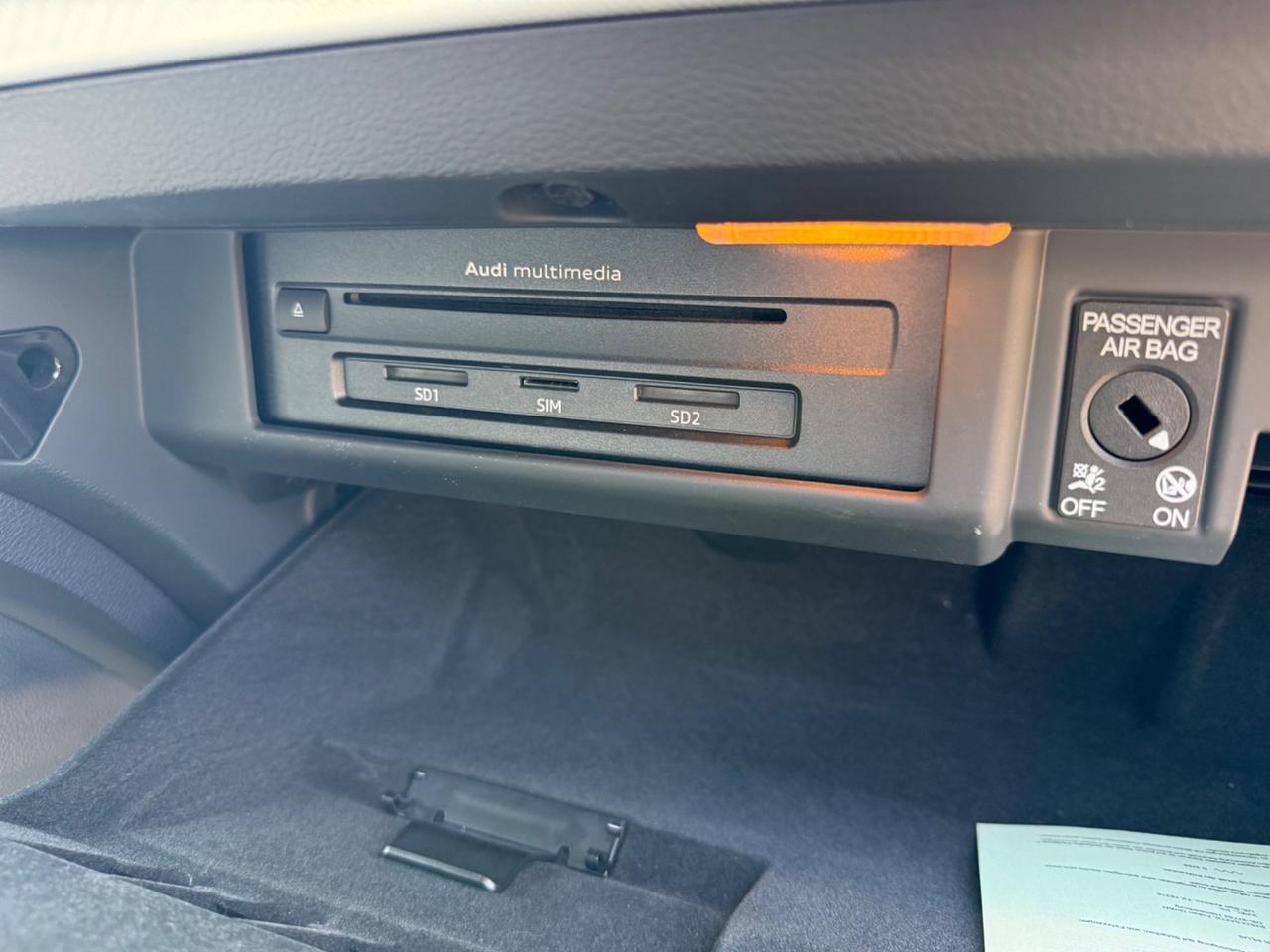 Audi A4 Avant 2.0 TDI 150 CV S-LINE .VIRTUAL.MANUALE