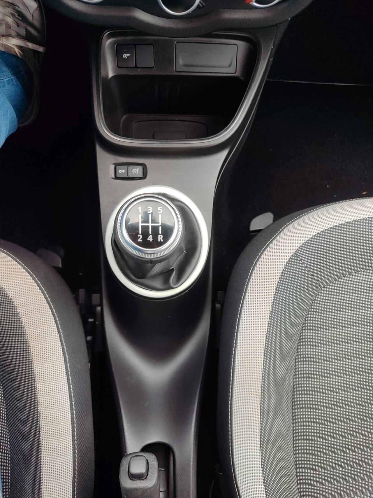 Renault Twingo SCe 65 CV Zen