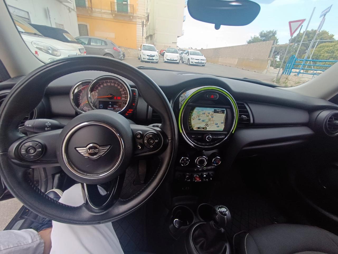 Mini Cooper D 1.5 Business XL 5 Porte