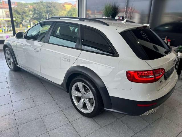 Audi A4 allroad QUATTRO 2.0 TDI 143 HP