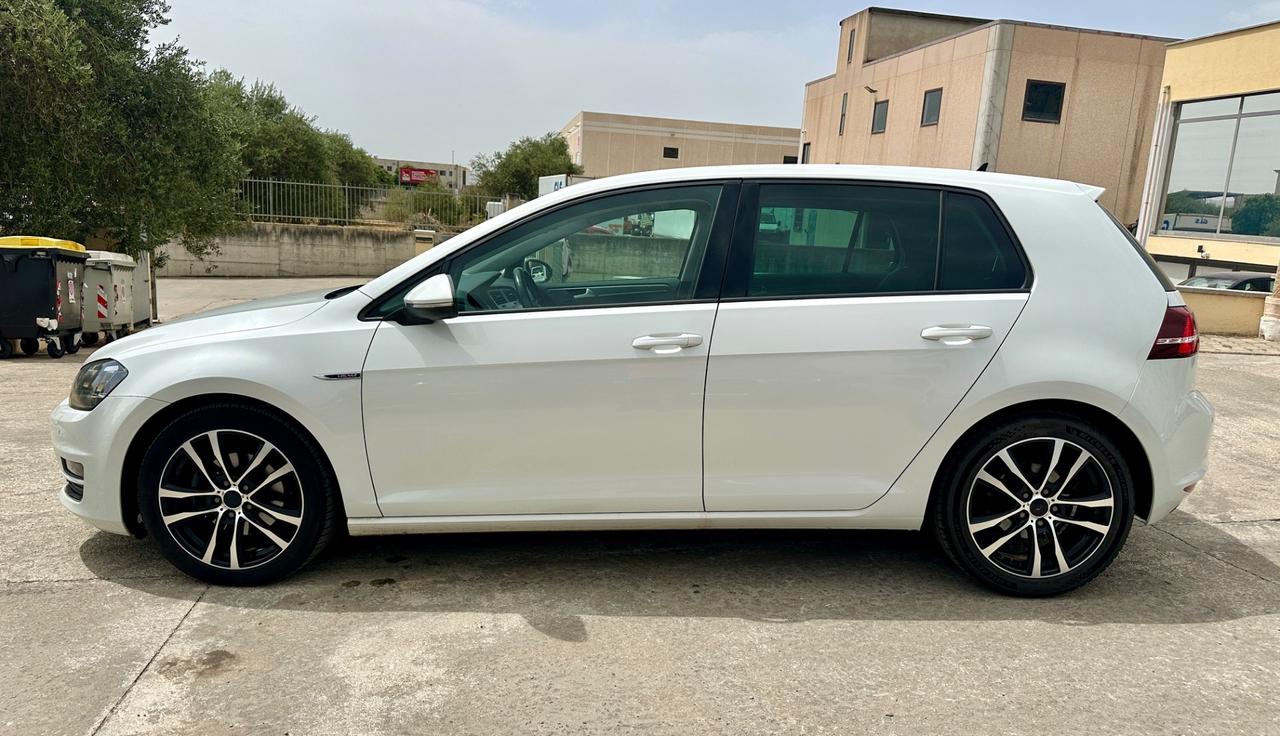 Volkswagen Golf 2.0 TDI DSG 5p. LOUNGE BlueMotion Technology