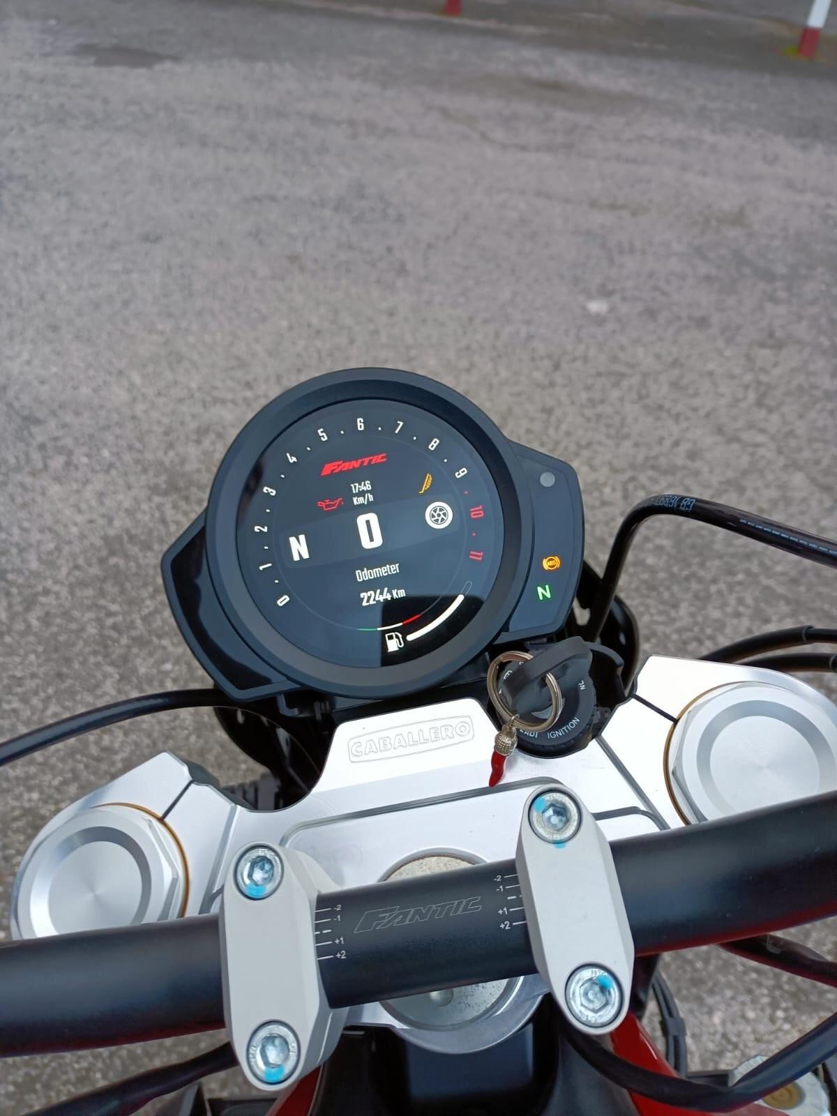 Fantic Motor Caballero 700 SCRAMBLER