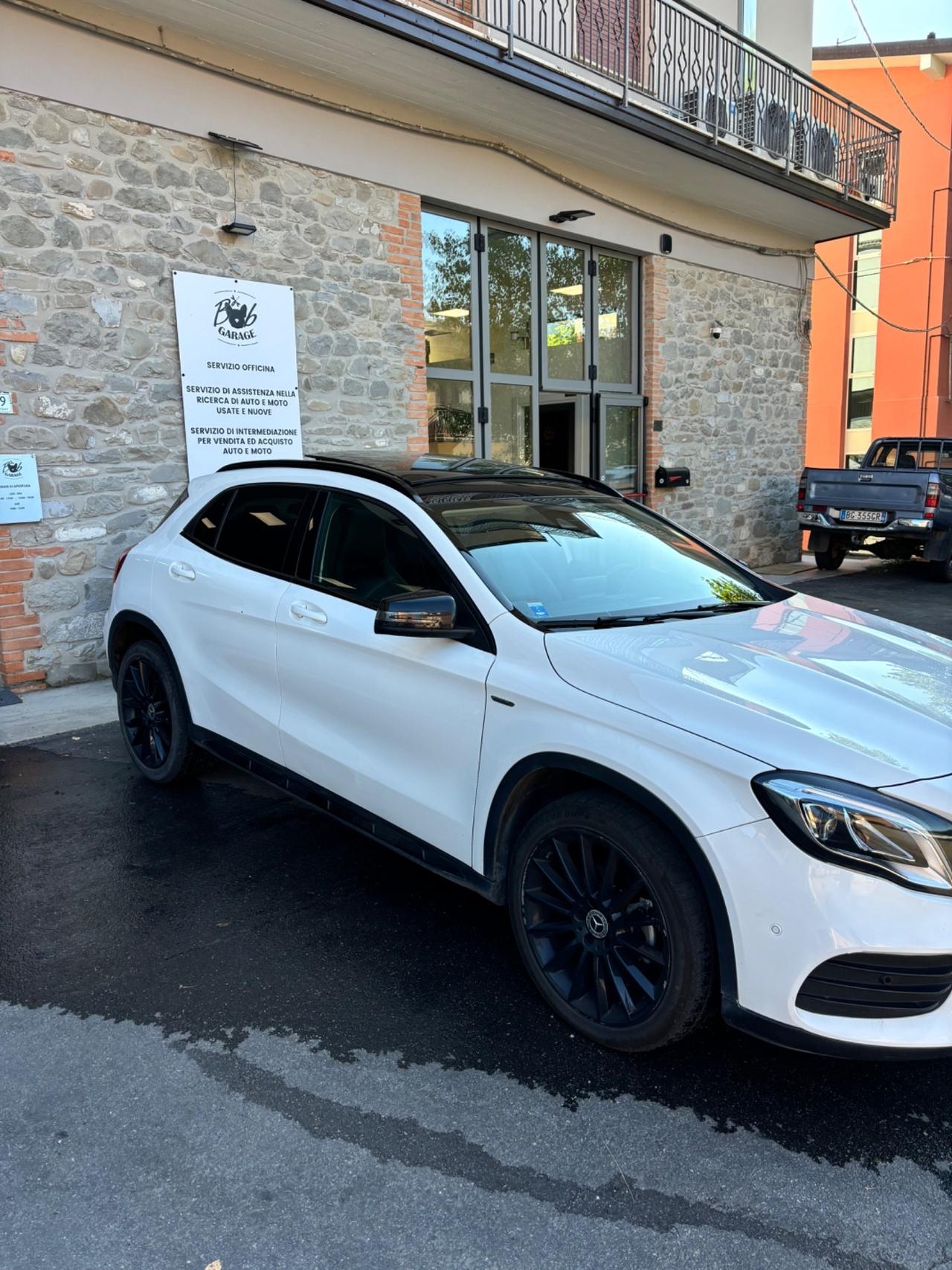 Mercedes-benz GLA 200 d Automatic 4Matic Premium